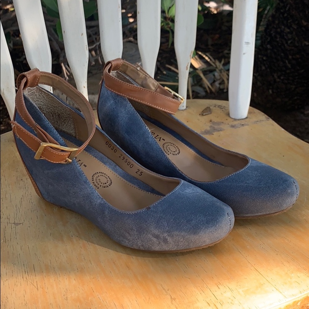 Light Blue Wedges in size 7.5